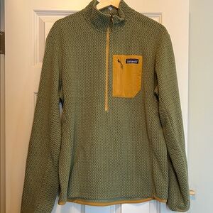 Patagonia Men's Olive R1 Air Fleece